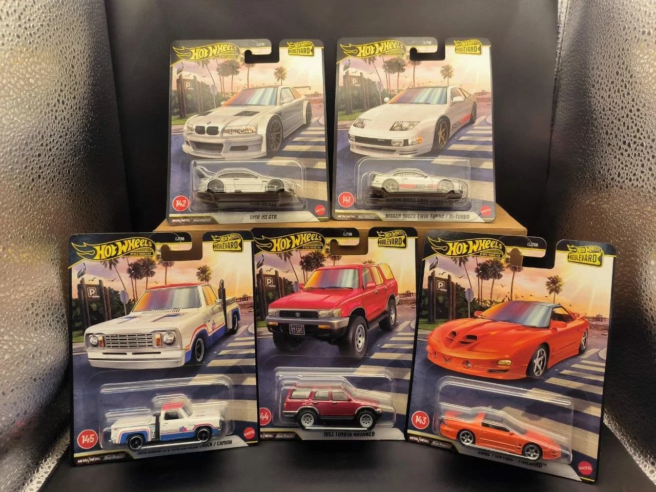 Hot Wheels Boulevard 141-145 mix GJT68-978F